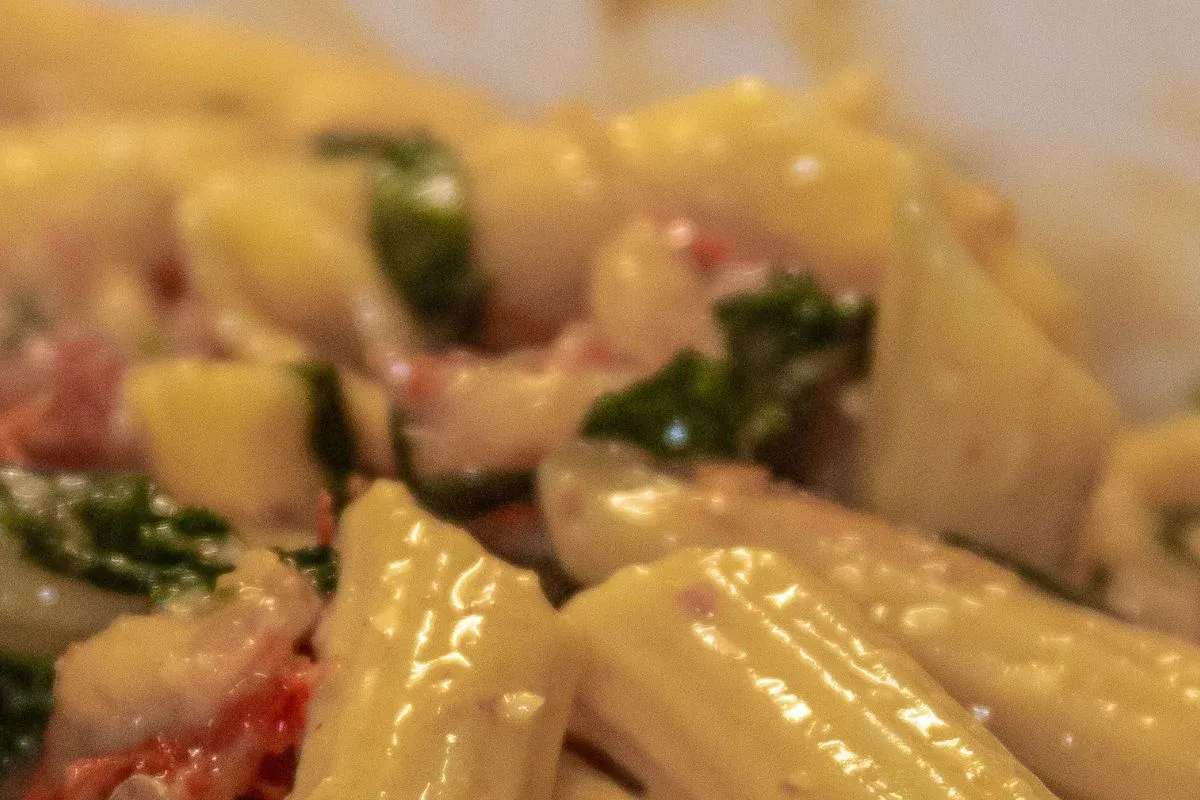 easy one pot creamy chicken pasta webp